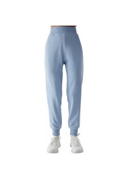 Spodnie damskie 4FWSS24TTROF606 4F ze sklepu SPORT-SHOP.pl w kategorii Spodnie damskie - zdjęcie 170974391