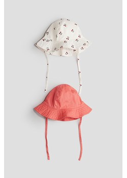 H & M - Bawełniana czapka przeciwsłoneczna 2-pak - Czerwony ze sklepu H&M w kategorii Czapki dziecięce - zdjęcie 170979570