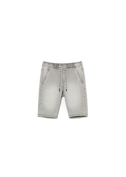 Cropp - Szare jeansowe szorty - jasny szary ze sklepu Cropp w kategorii Spodenki męskie - zdjęcie 171000452