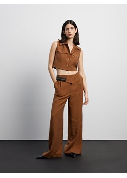 Reserved - Spodnie z ozdobnym pasem - brązowy ze sklepu Reserved w kategorii Spodnie damskie - zdjęcie 171000563