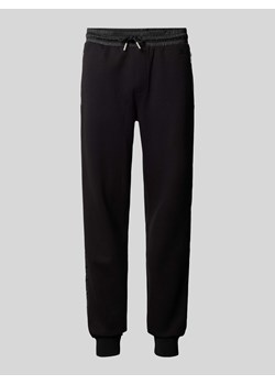 Spodnie dresowe z detalami z logo ze sklepu Peek&Cloppenburg  w kategorii Spodnie męskie - zdjęcie 171002064