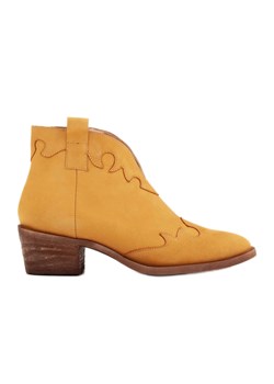 Marco Shoes Nieocieplane botki z zamszu i falistymi wstawkami brązowe żółte ze sklepu ButyModne.pl w kategorii Botki - zdjęcie 171007763