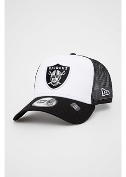 New Era czapka kolor biały z aplikacją 12380795.BLACK-BLACK ze sklepu PRM w kategorii Czapki z daszkiem damskie - zdjęcie 171011710