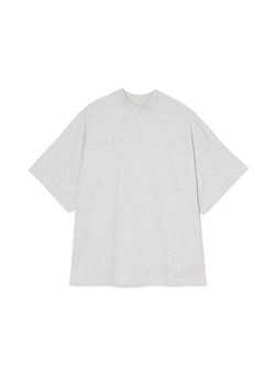 Cropp - Szara koszulka oversize - jasny szary ze sklepu Cropp w kategorii Bluzki damskie - zdjęcie 171018620