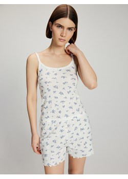 Reserved - Dwucześciowa piżama w kwiaty - złamana biel ze sklepu Reserved w kategorii Piżamy damskie - zdjęcie 171018900