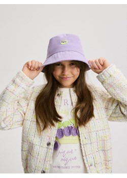 Reserved - Bucket hat z haftem - lawendowy ze sklepu Reserved w kategorii Czapki dziecięce - zdjęcie 171022911
