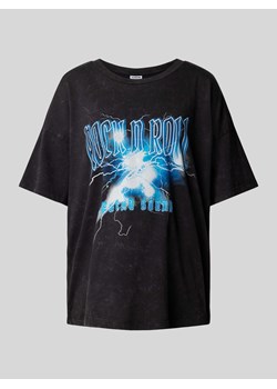 T-shirt z nadrukowanym motywem model ‘RENA’ ze sklepu Peek&Cloppenburg  w kategorii Bluzki damskie - zdjęcie 171024782