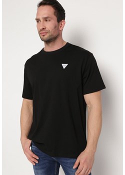 Czarna Klasyczna Koszulka z Bawełny Zanfira ze sklepu Born2be Odzież w kategorii T-shirty męskie - zdjęcie 171029052
