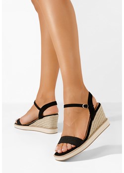 Czarne sandały na koturnie Valesia ze sklepu Zapatos w kategorii Sandały damskie - zdjęcie 171030613