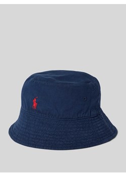 Czapka typu bucket hat z lnu z detalem z logo ze sklepu Peek&Cloppenburg  w kategorii Kapelusze damskie - zdjęcie 171032704