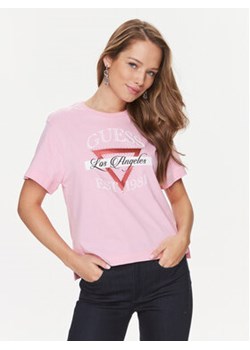 Guess T-Shirt W4RI43 K8FQ4 Różowy Boxy Fit ze sklepu MODIVO w kategorii Bluzki damskie - zdjęcie 171038670