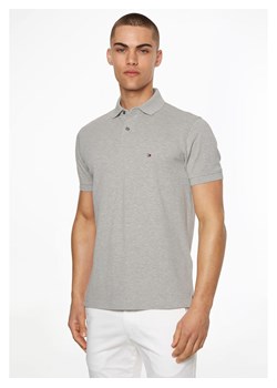 Tommy Hilfiger Koszulka polo w kolorze jasnoszarym ze sklepu Limango Polska w kategorii T-shirty męskie - zdjęcie 171146973