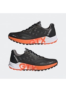 adidas Buty &quot;Terrex Agravic Flow 2 GTX&quot; w kolorze czarno-pomarańczowym do biegania ze sklepu Limango Polska w kategorii Buty sportowe męskie - zdjęcie 171146983