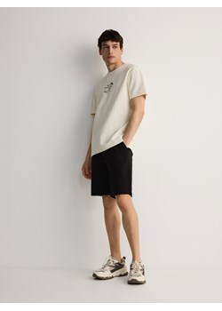 Reserved - T-shirt regular z nadrukiem - złamana biel ze sklepu Reserved w kategorii T-shirty męskie - zdjęcie 171156310