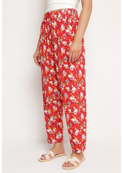 Czerwone Spodnie z Wiskozy z Gumką w Pasie w Kwiatki Tellmara ze sklepu Born2be Odzież w kategorii Spodnie damskie - zdjęcie 171167161