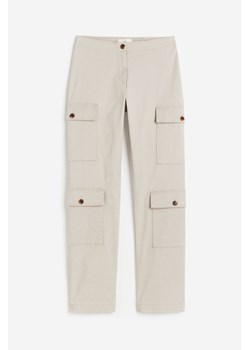 H & M - Spodnie cargo z bawełnianego diagonalu - Beżowy ze sklepu H&M w kategorii Spodnie damskie - zdjęcie 171174860