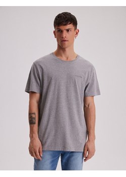 Koszulka CORE LOGOS 242 Szary Melanż M ze sklepu Diverse w kategorii T-shirty męskie - zdjęcie 171178553