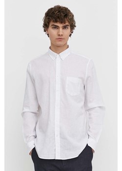 Samsoe Samsoe koszula lniana męska kolor biały regular z kołnierzykiem button-down ze sklepu ANSWEAR.com w kategorii Koszule męskie - zdjęcie 171185383