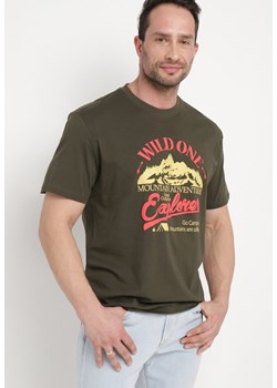Zielona  Bawełniana Koszulka z Krótkim Rękawem i Nadrukiem Ronneli ze sklepu Born2be Odzież w kategorii T-shirty męskie - zdjęcie 171192022
