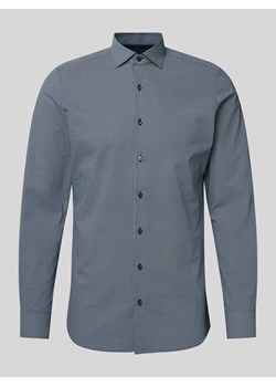 Koszula biznesowa o kroju body fit ze wzorem na całej powierzchni ze sklepu Peek&Cloppenburg  w kategorii Koszule męskie - zdjęcie 171193162