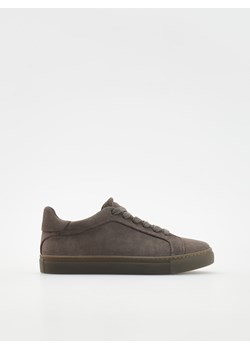 Reserved - Skórzane sneakersy - brązowy ze sklepu Reserved w kategorii Trampki męskie - zdjęcie 171196522