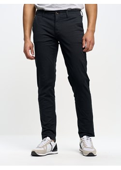 Spodnie chinosy męskie czarne Hektor 907 ze sklepu Big Star w kategorii Spodnie męskie - zdjęcie 171198133