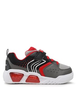Sneakersy Geox J Illuminus Boy J35GVA011FEC0051 S Grey/Red ze sklepu eobuwie.pl w kategorii Buty sportowe dziecięce - zdjęcie 171201851