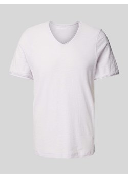 T-shirt z dekoltem w serek ze sklepu Peek&Cloppenburg  w kategorii T-shirty męskie - zdjęcie 171205744