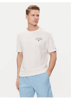 Tommy Hilfiger T-Shirt UM0UM02916 Biały Regular Fit ze sklepu MODIVO w kategorii T-shirty męskie - zdjęcie 171211993