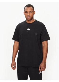 adidas T-Shirt Embroidered IP4077 Czarny Regular Fit ze sklepu MODIVO w kategorii T-shirty męskie - zdjęcie 171212343