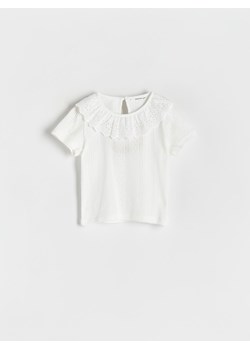 Reserved - Bawełniany t-shirt z falbanką - złamana biel ze sklepu Reserved w kategorii Kaftaniki i bluzki - zdjęcie 171219274