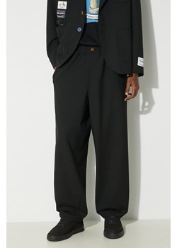 Undercover spodnie wełniane Pants kolor czarny proste UC1D4510 ze sklepu PRM w kategorii Spodnie męskie - zdjęcie 171220761