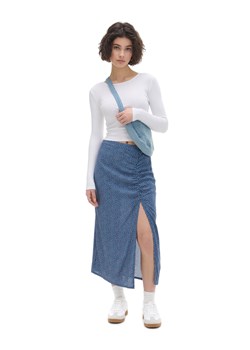 Cropp - Niebieska spódnica midi w kwiatki - granatowy ze sklepu Cropp w kategorii Spódnice - zdjęcie 171221253