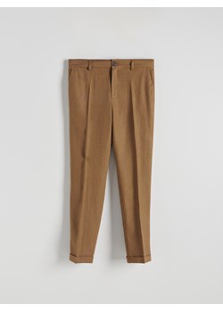 Reserved - Lniane spodnie garniturowe slim - brązowy ze sklepu Reserved w kategorii Spodnie męskie - zdjęcie 171221912