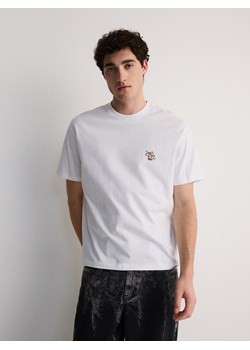 Reserved - T-shirt regular fit z nadrukiem - biały ze sklepu Reserved w kategorii T-shirty męskie - zdjęcie 171221992