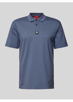 Koszulka polo o kroju regular fit z naszywką logo model ‘Deabono’ ze sklepu Peek&Cloppenburg  w kategorii T-shirty męskie - zdjęcie 171223821
