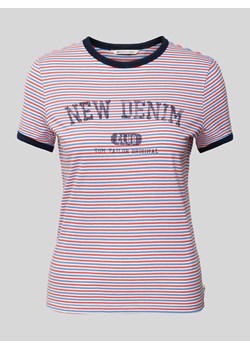 T-shirt z nadrukiem z logo i napisem ze sklepu Peek&Cloppenburg  w kategorii Bluzki damskie - zdjęcie 171224240