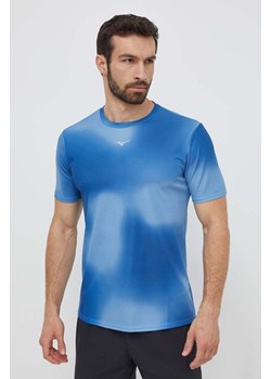 Mizuno t-shirt do biegania Core Graphic kolor niebieski wzorzysty J2GAB010 ze sklepu ANSWEAR.com w kategorii T-shirty męskie - zdjęcie 171228680