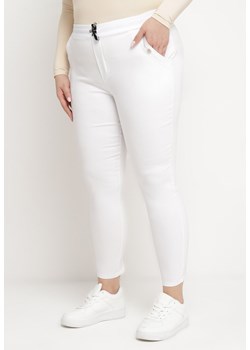 Białe Spodnie z Nogawkami 7/8 i Kieszeniami Gavotta ze sklepu Born2be Odzież w kategorii Spodnie damskie - zdjęcie 171233223