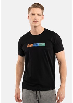 T-shirt z printem T-ECHO ze sklepu Volcano.pl w kategorii T-shirty męskie - zdjęcie 171236202