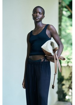 H & M - Dzianinowy top bez rękawów - Czarny ze sklepu H&M w kategorii Bluzki damskie - zdjęcie 171246332
