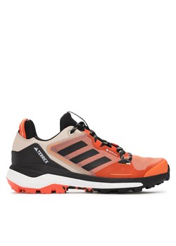 Trekkingi adidas Terrex Skychaser GORE-TEX Hiking Shoes 2.0 IE6892 Pomarańczowy ze sklepu eobuwie.pl w kategorii Buty trekkingowe męskie - zdjęcie 171282981