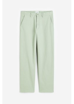 H & M - Bawełniane spodnie chinos Relaxed Fit - Zielony ze sklepu H&M w kategorii Spodnie damskie - zdjęcie 171286224