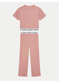 Calvin Klein Underwear Piżama G80G800690 Różowy Regular Fit ze sklepu MODIVO w kategorii Piżamy dziecięce - zdjęcie 171297374
