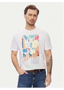 Guess T-Shirt M4GI23 K8FQ4 Biały Oversize ze sklepu MODIVO w kategorii T-shirty męskie - zdjęcie 171297440