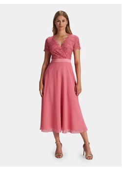 Swing Sukienka koktajlowa 5AG11100 Różowy Regular Fit ze sklepu MODIVO w kategorii Sukienki - zdjęcie 171297560