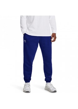 Męskie spodnie dresowe Under Armour UA Essential Fleece Jogger - granatowe ze sklepu Sportstylestory.com w kategorii Spodnie męskie - zdjęcie 171307383