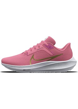 Męskie personalizowane buty do biegania po asfalcie Nike Pegasus 40 By You - Różowy ze sklepu Nike poland w kategorii Buty sportowe męskie - zdjęcie 171313242