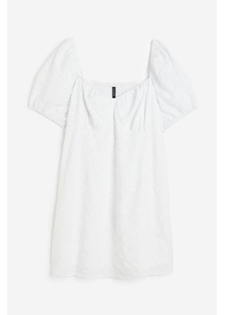 H & M - H & M+ Krepowana sukienka z bufkami - Biały ze sklepu H&M w kategorii Sukienki - zdjęcie 171313351