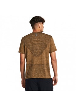 Męska koszulka do biegania Under Armour UA Seamless Stride SS - brązowa ze sklepu Sportstylestory.com w kategorii T-shirty męskie - zdjęcie 171316562